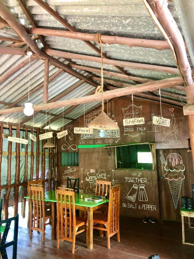 The Traveller'S Hostel & Private Rooms Sigiriya Esterno foto